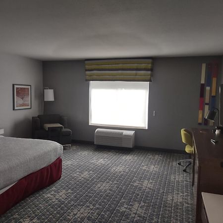 Hampton Inn & Suites Pittsburgh New Stanton Pa Kültér fotó
